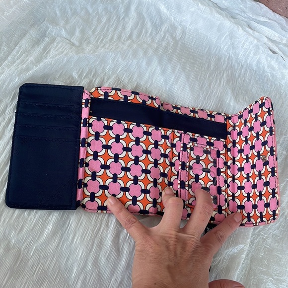 VERA BRADLEY WALLET - Picture 4 of 5